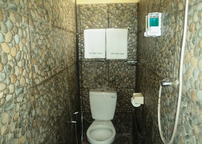 Pensión House 2*