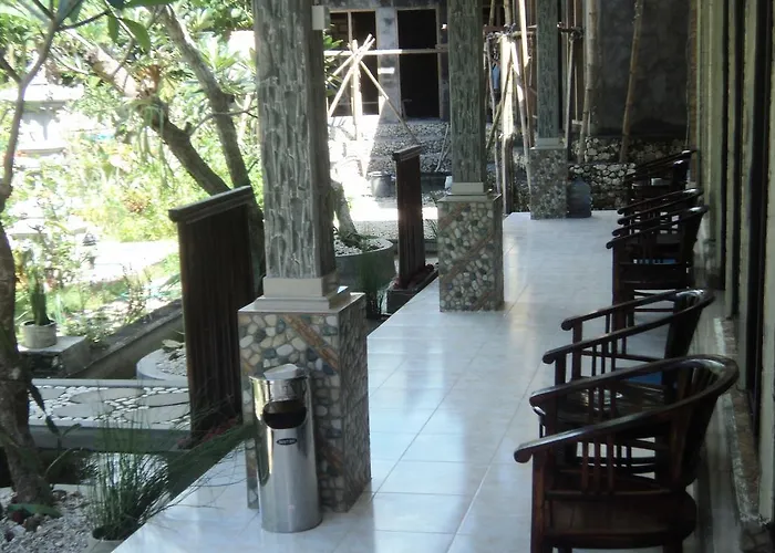 Pensión House 2*